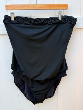 Jantzen Black Swimsuit with Subtle Gathered Detail